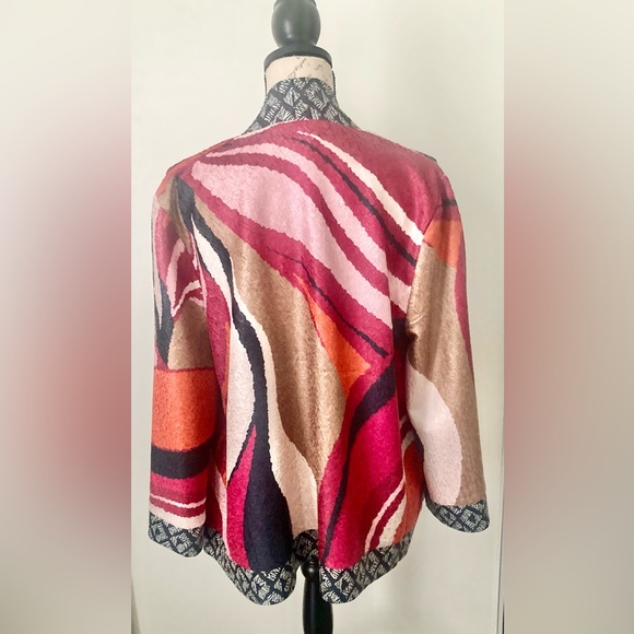 NWT Travelers Collection Reversible Marble Crushed Jacket - Picture 6 of 8